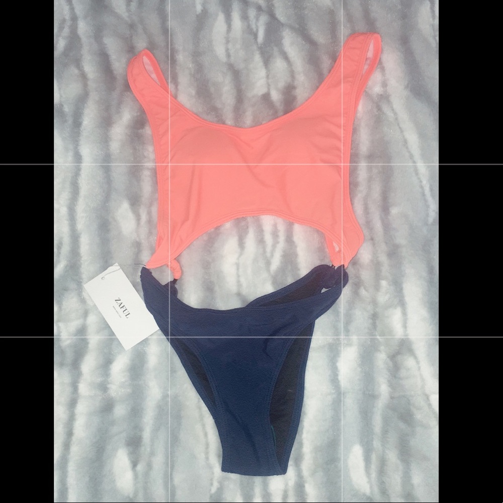 Sexy one piece bathing suit,,never worn!